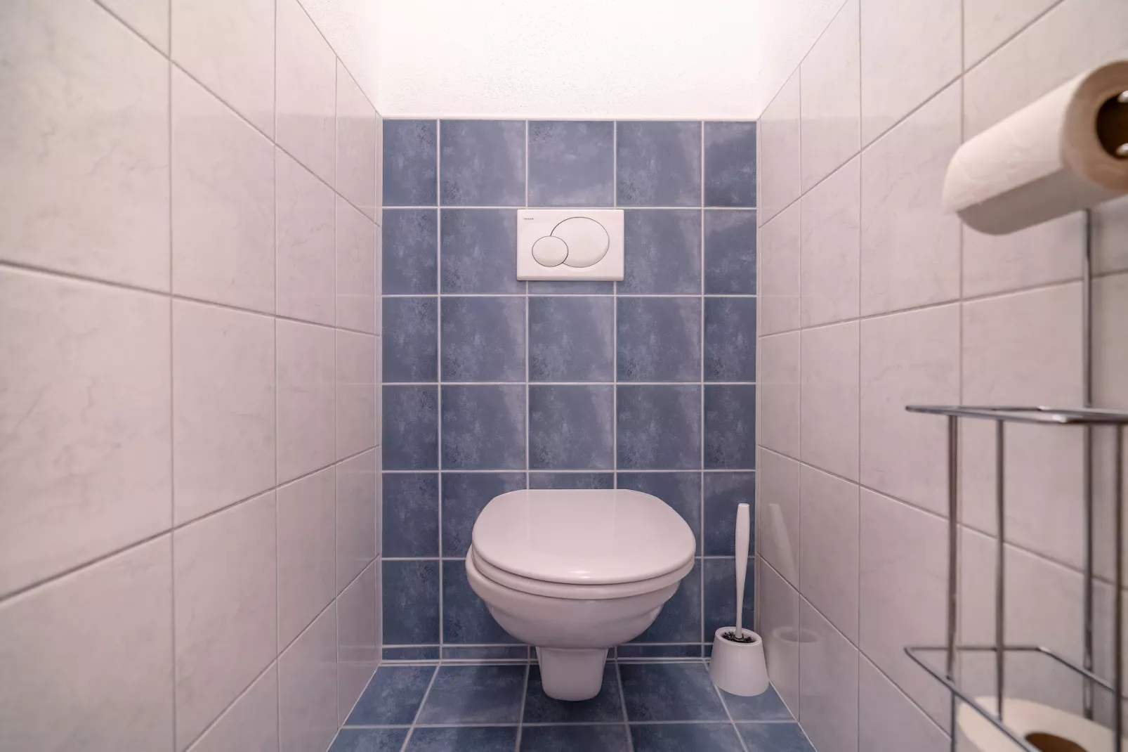 Apartment 18-Bathroom