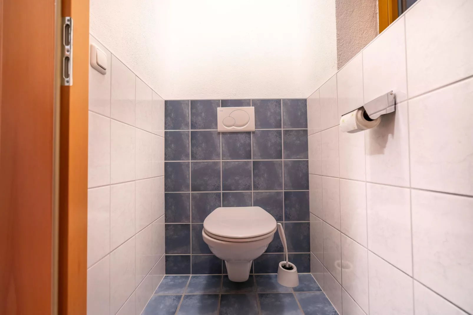 Apartment 20-Bathroom