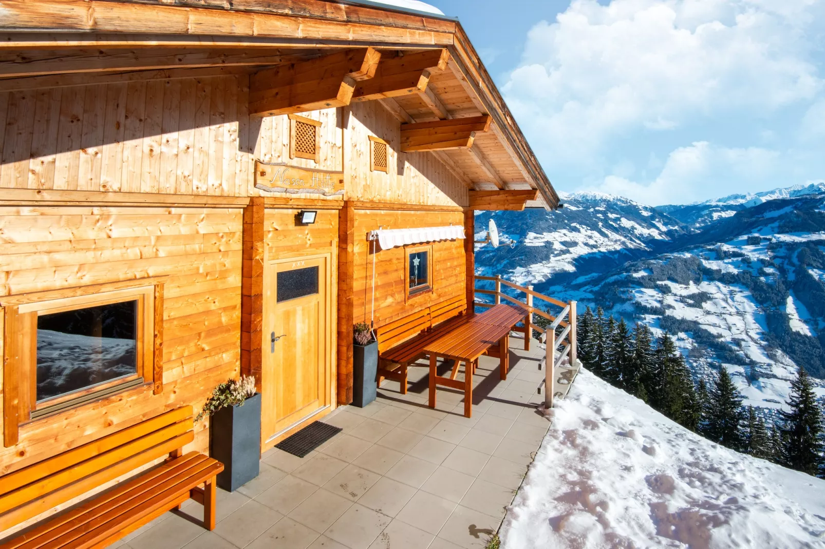 Almhütte Nase-Exterior winter