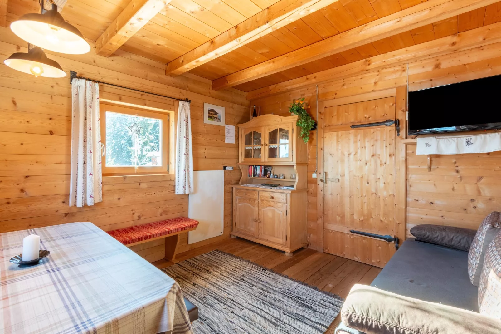 Almhütte Nase-Living room