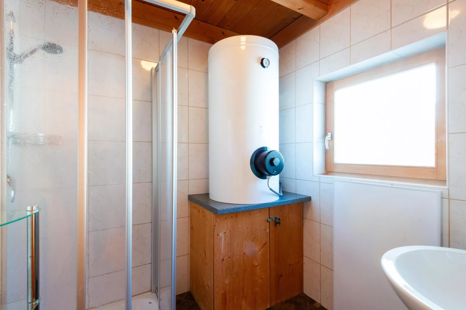 Almhütte Nase-Bathroom