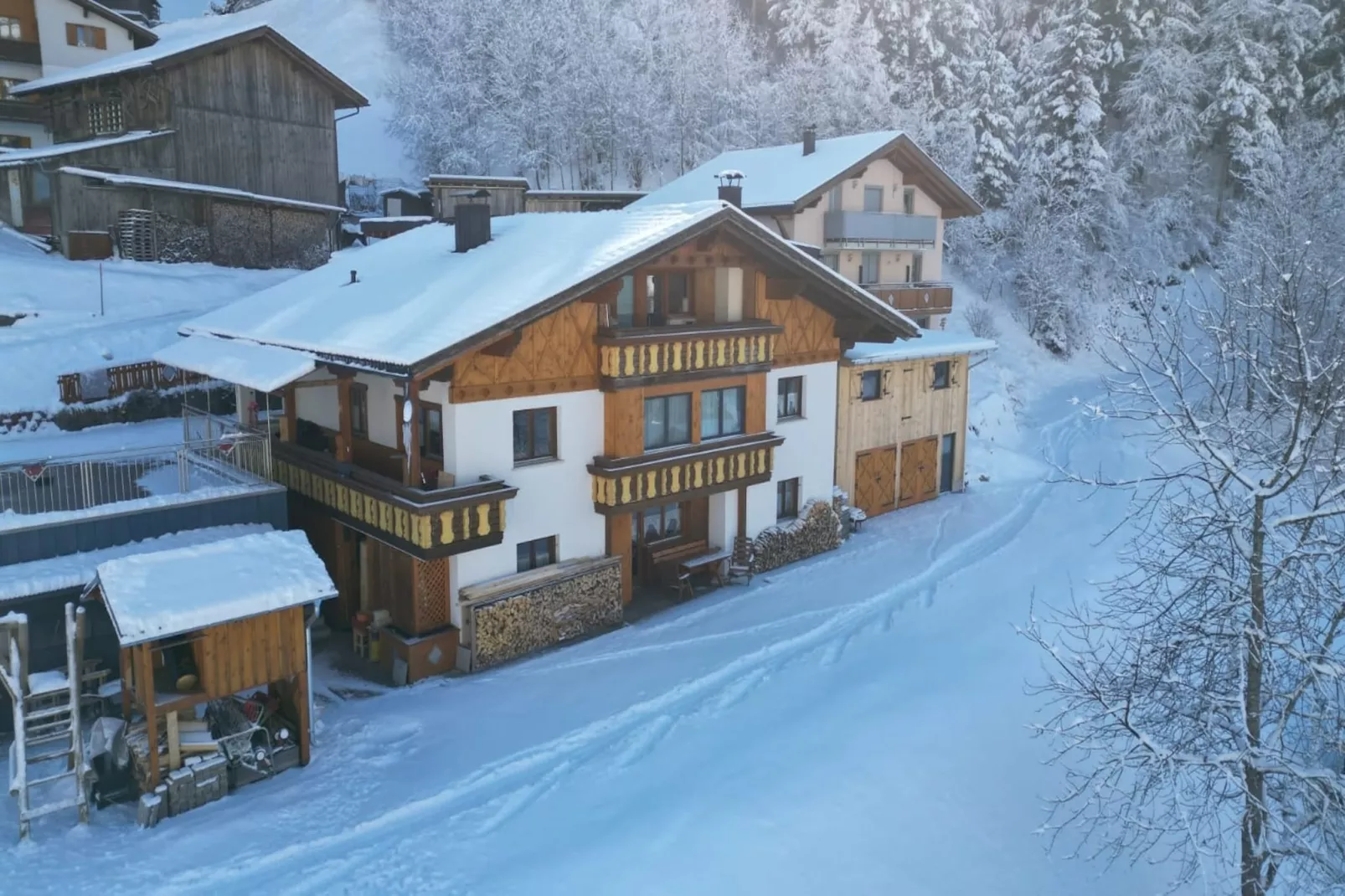 Jacquelin-Exterior winter