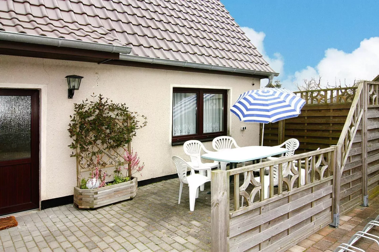Ferienhaus Teßmannsdorf-Balcon-terrasse