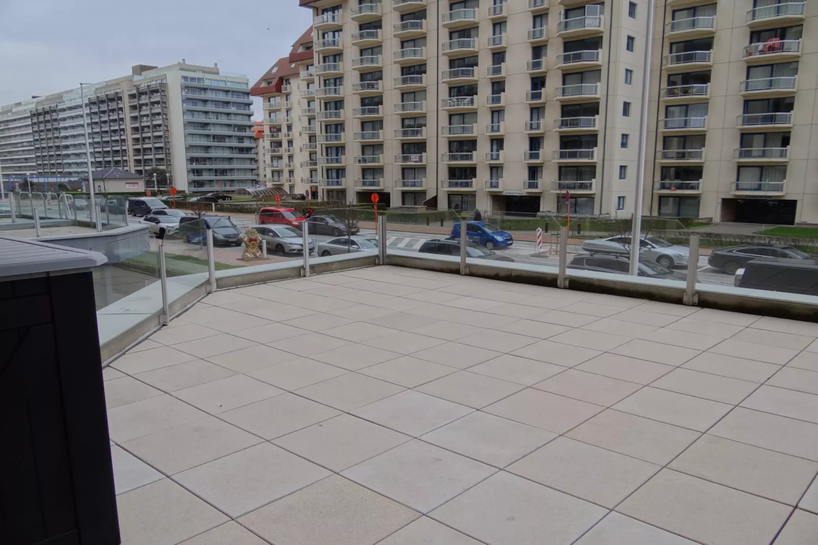 SCORPIO BI 101-Terrace balcony