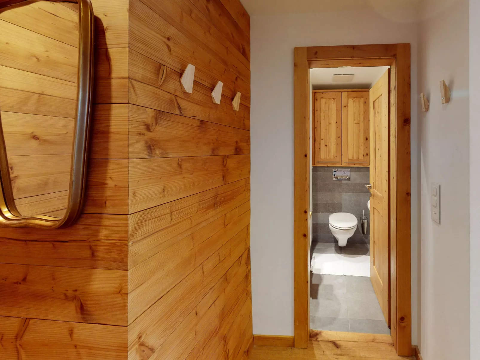 Haus Whymper Edward Suite-Inside