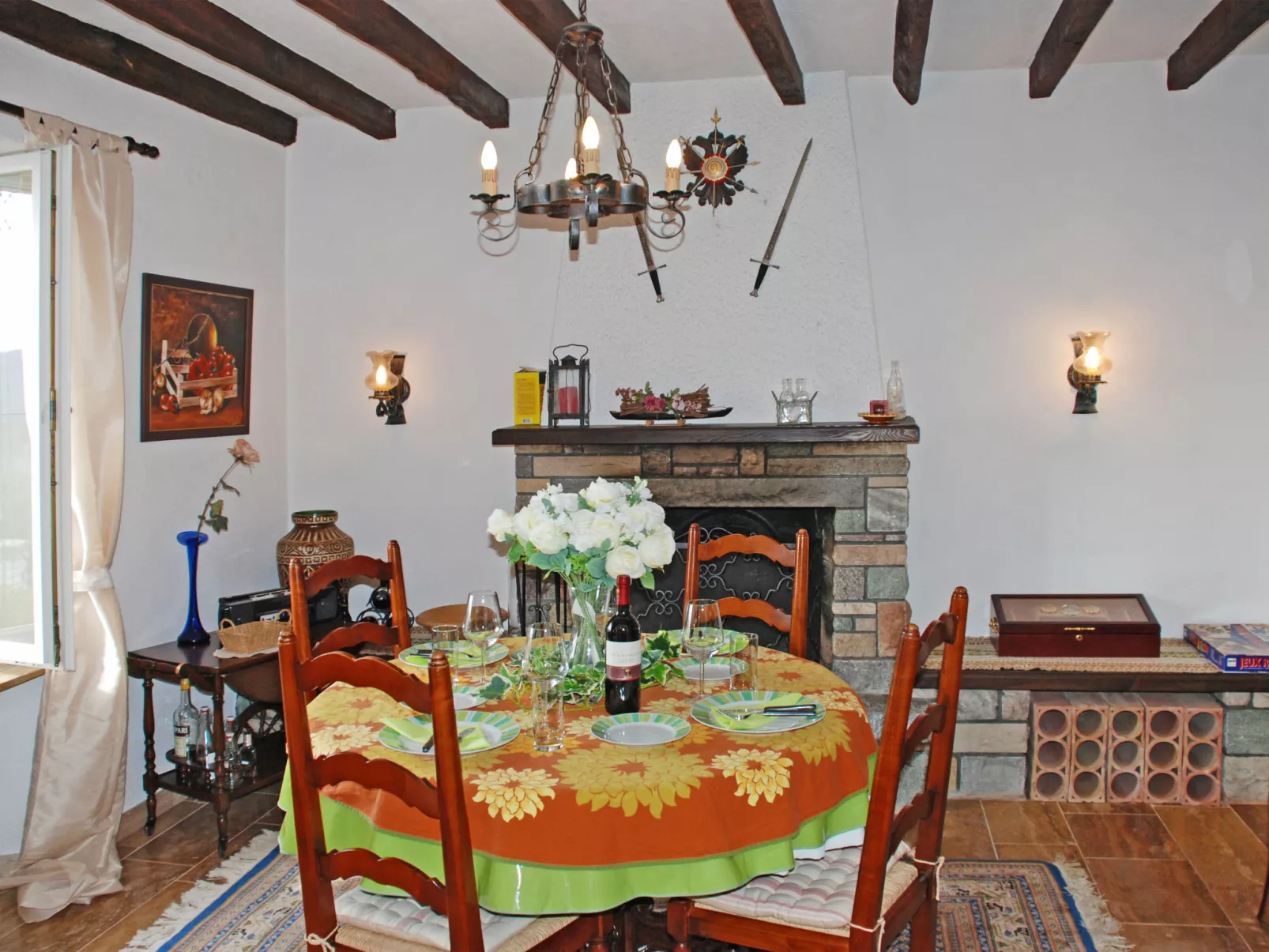 Casa Naima-Inside