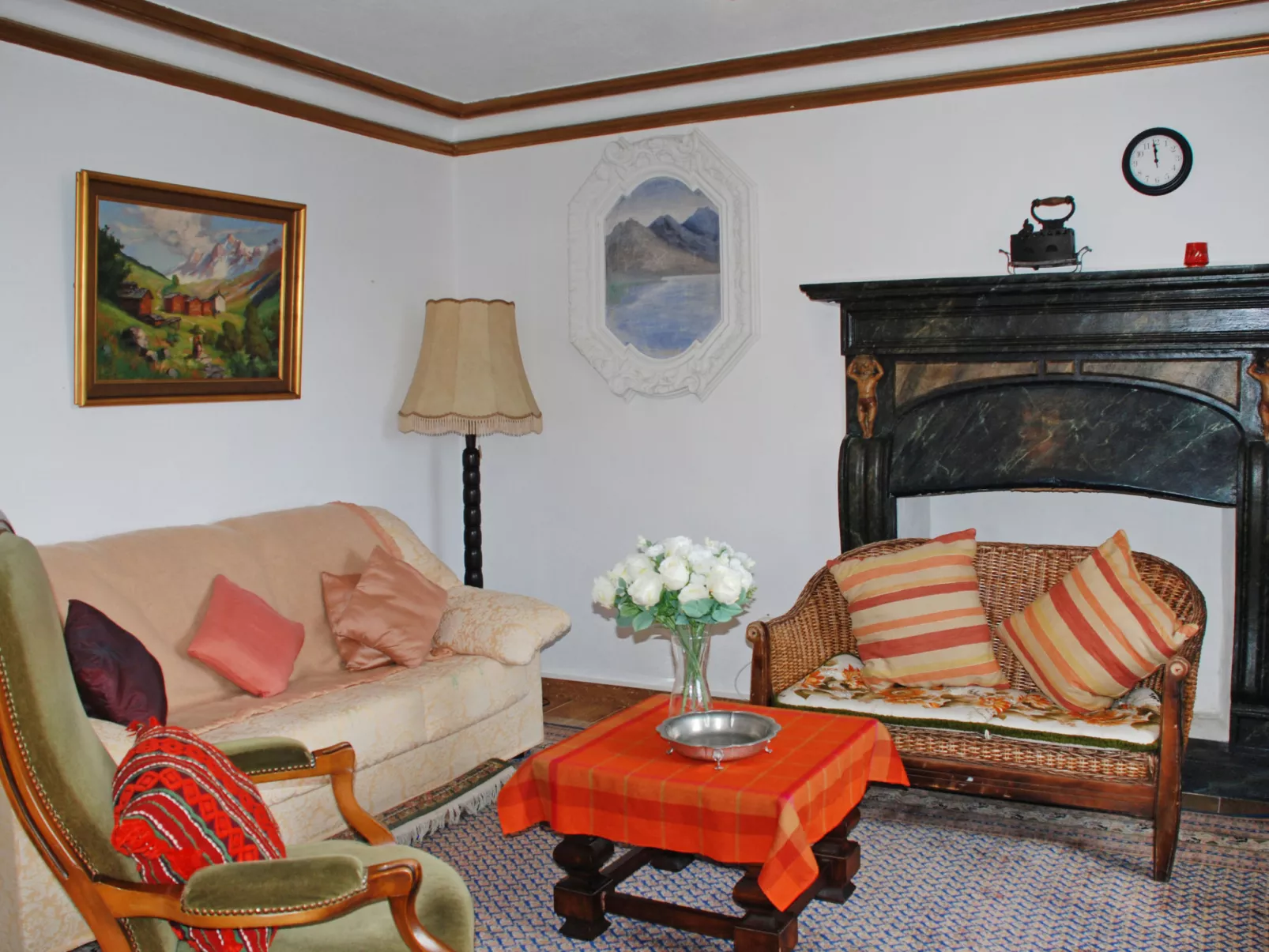 Casa Naima-Inside