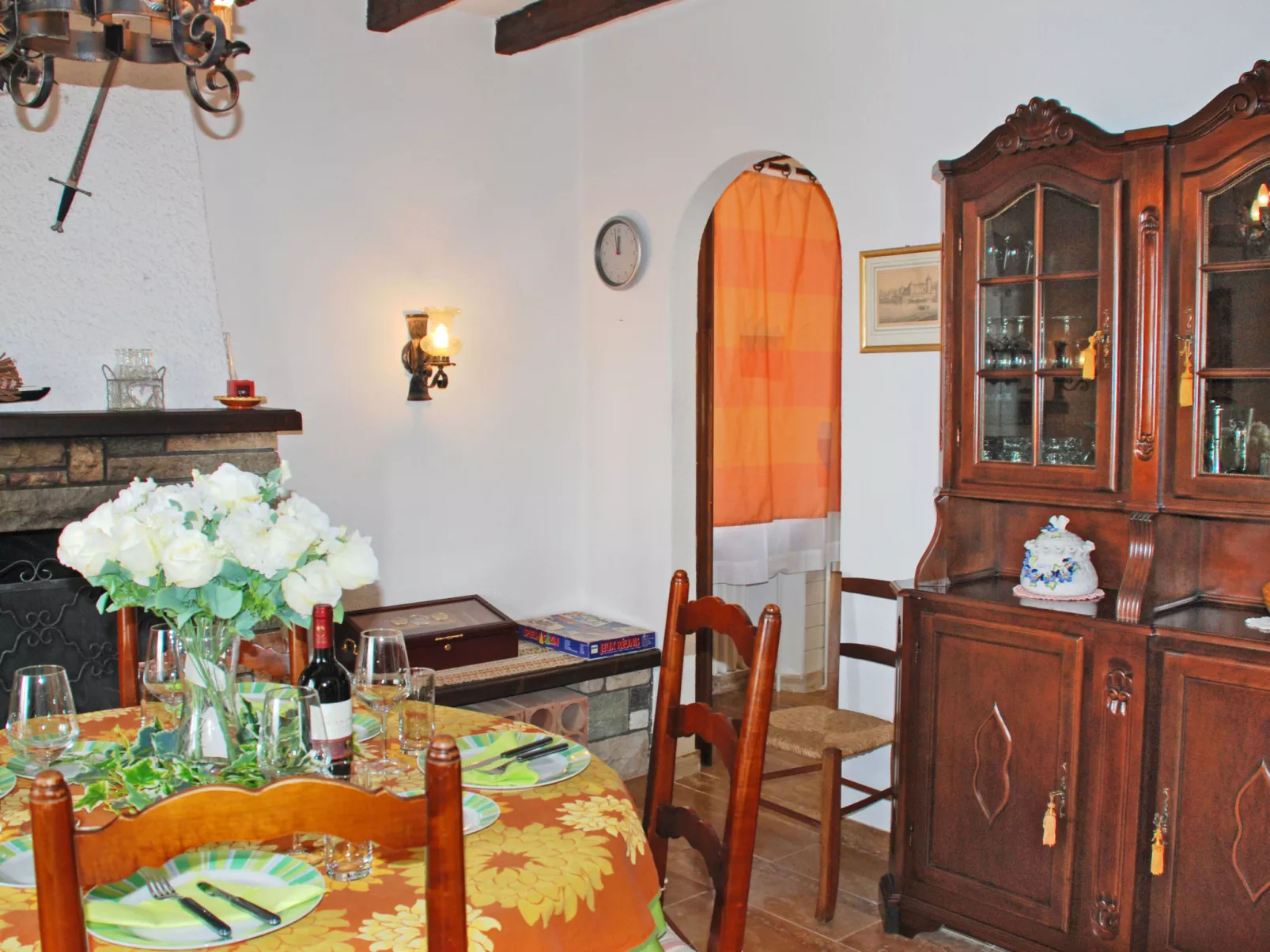 Casa Naima-Inside