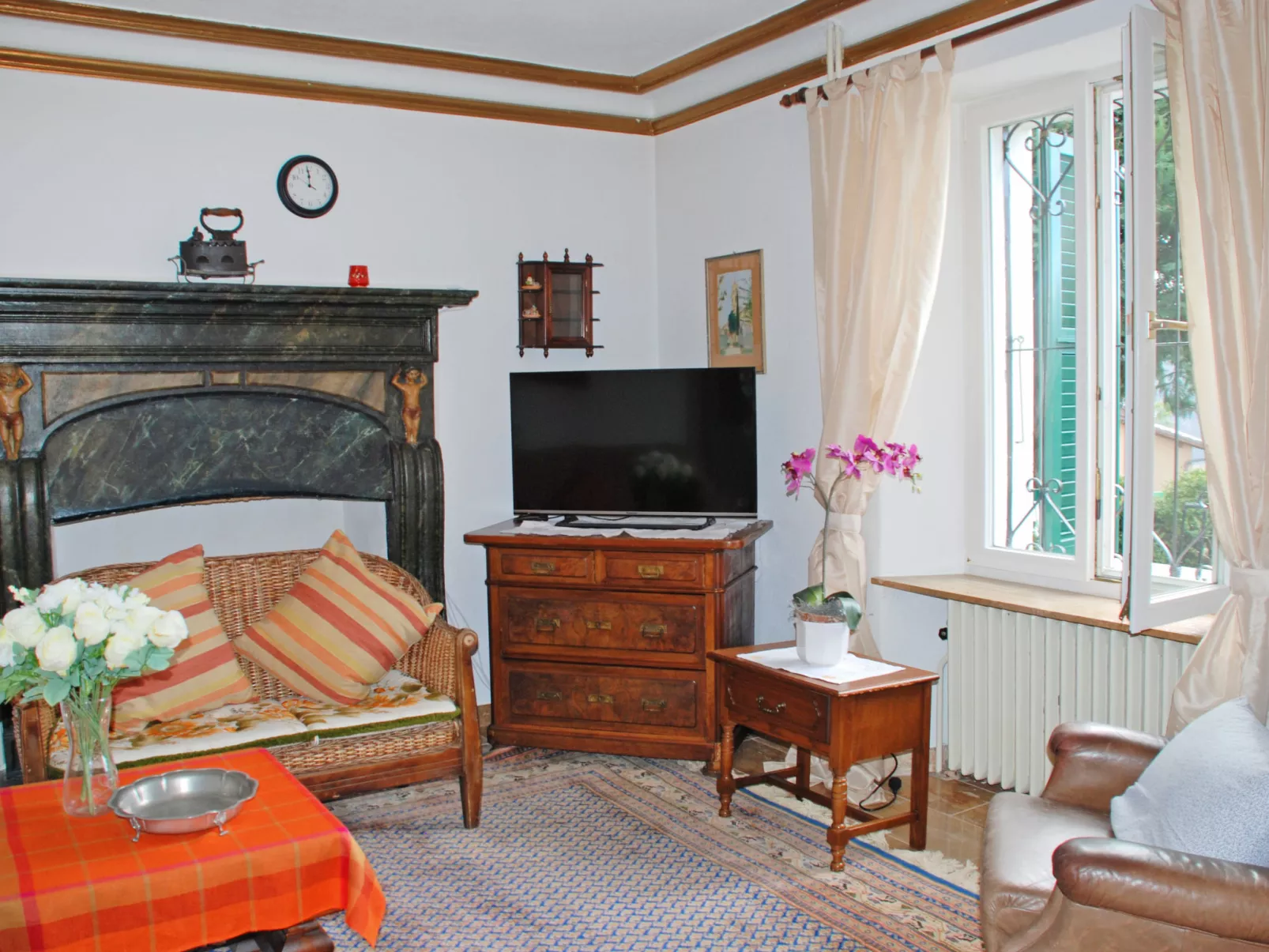 Casa Naima-Inside