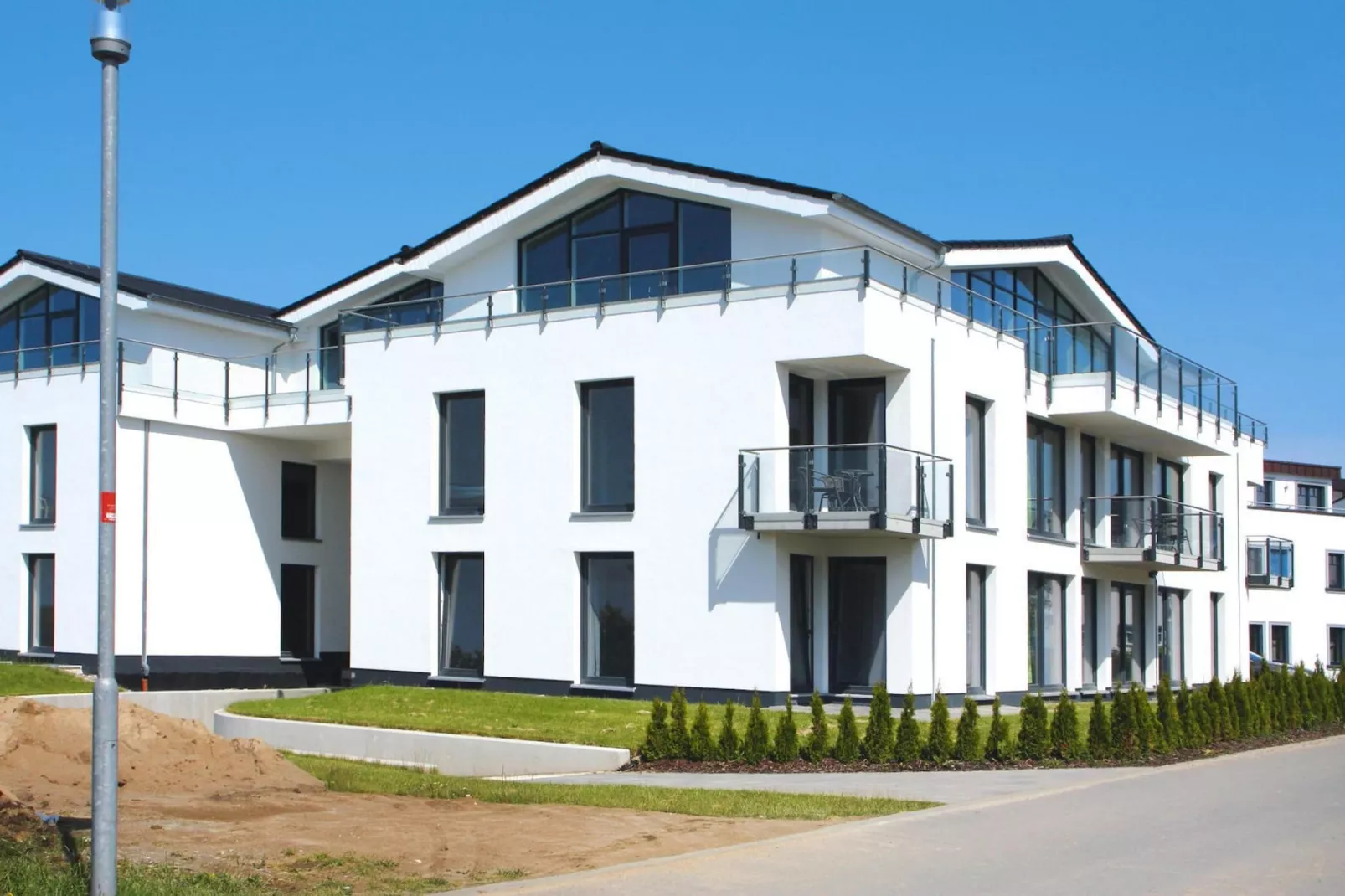 App 16 seitl Meerblick 1 OG-Exterior summer
