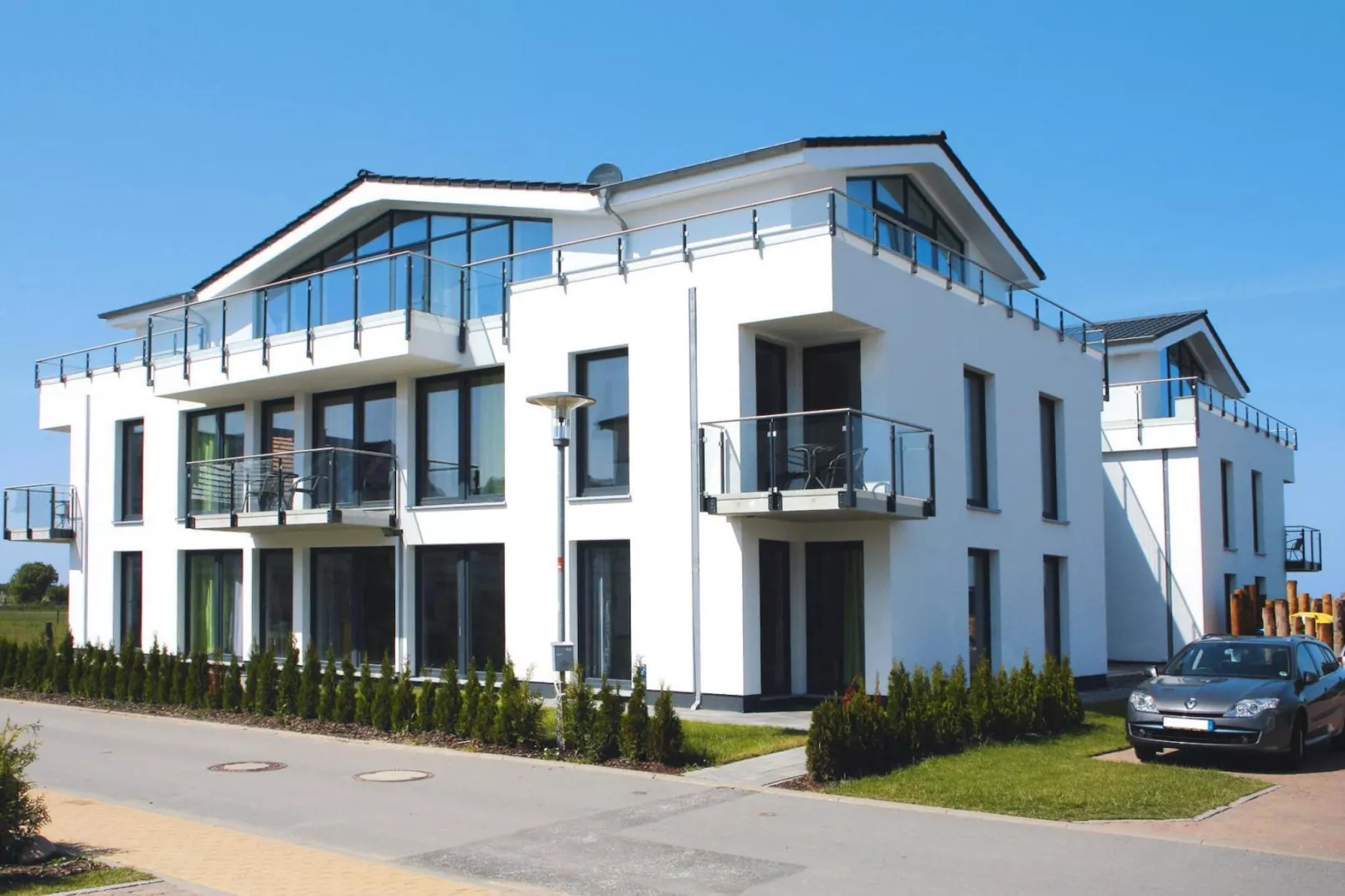 App 16 seitl Meerblick 1 OG-Exterior summer