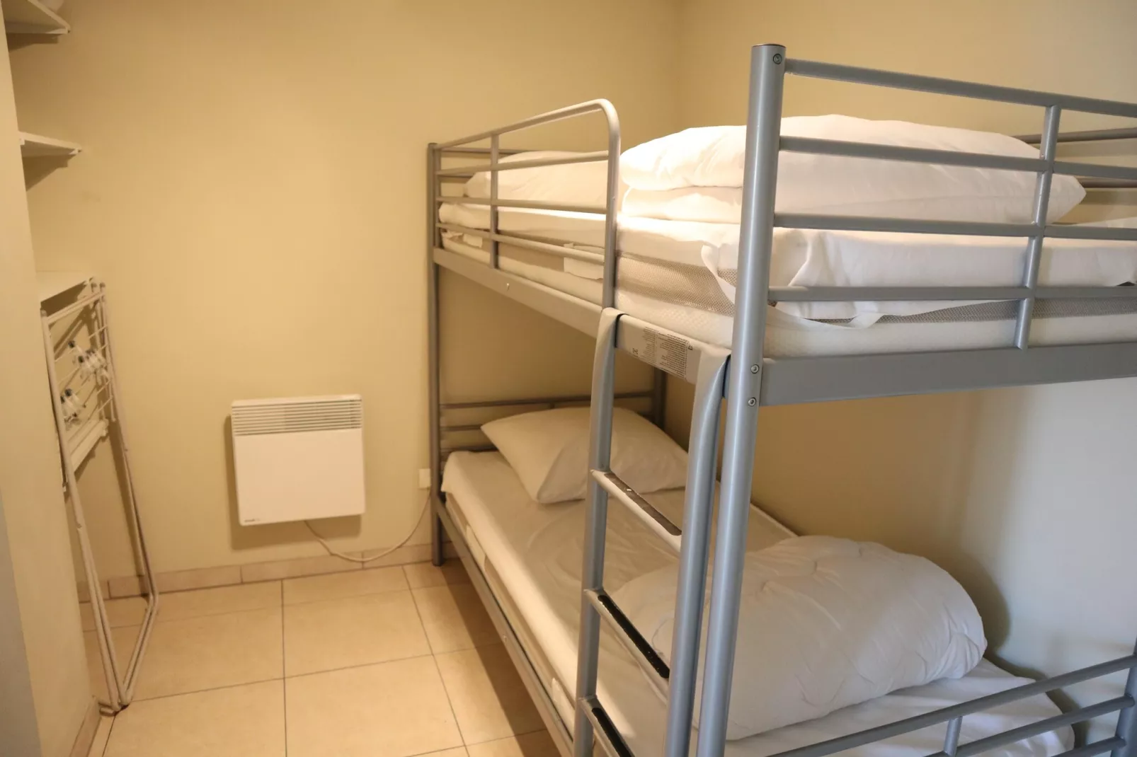 APOLLO I 0506PK-Bedroom