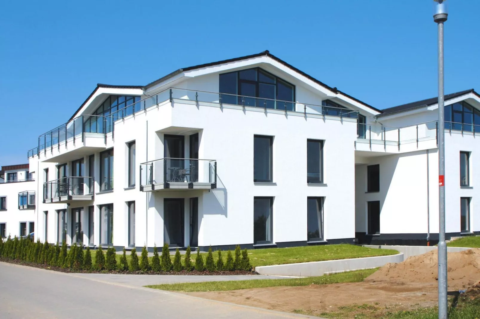 App 16 seitl Meerblick 1 OG-Exterior summer