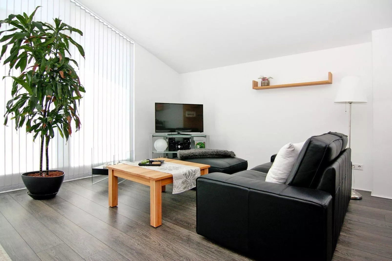 Studio 22 mit Meerblick im DG-Wohnzimmer