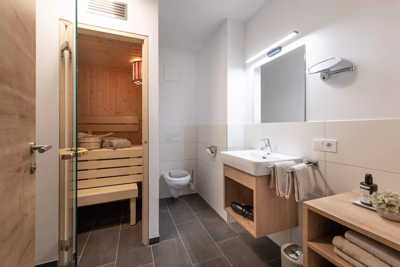 Apartment Alpine Superior-Bathroom