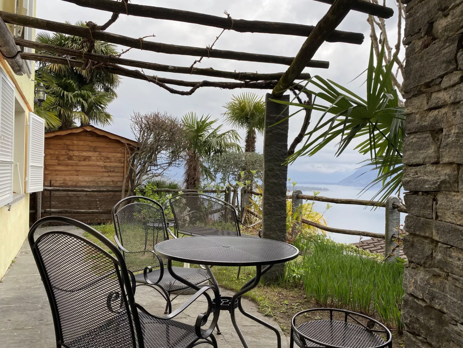 Vista Isole di Brissago-Outside