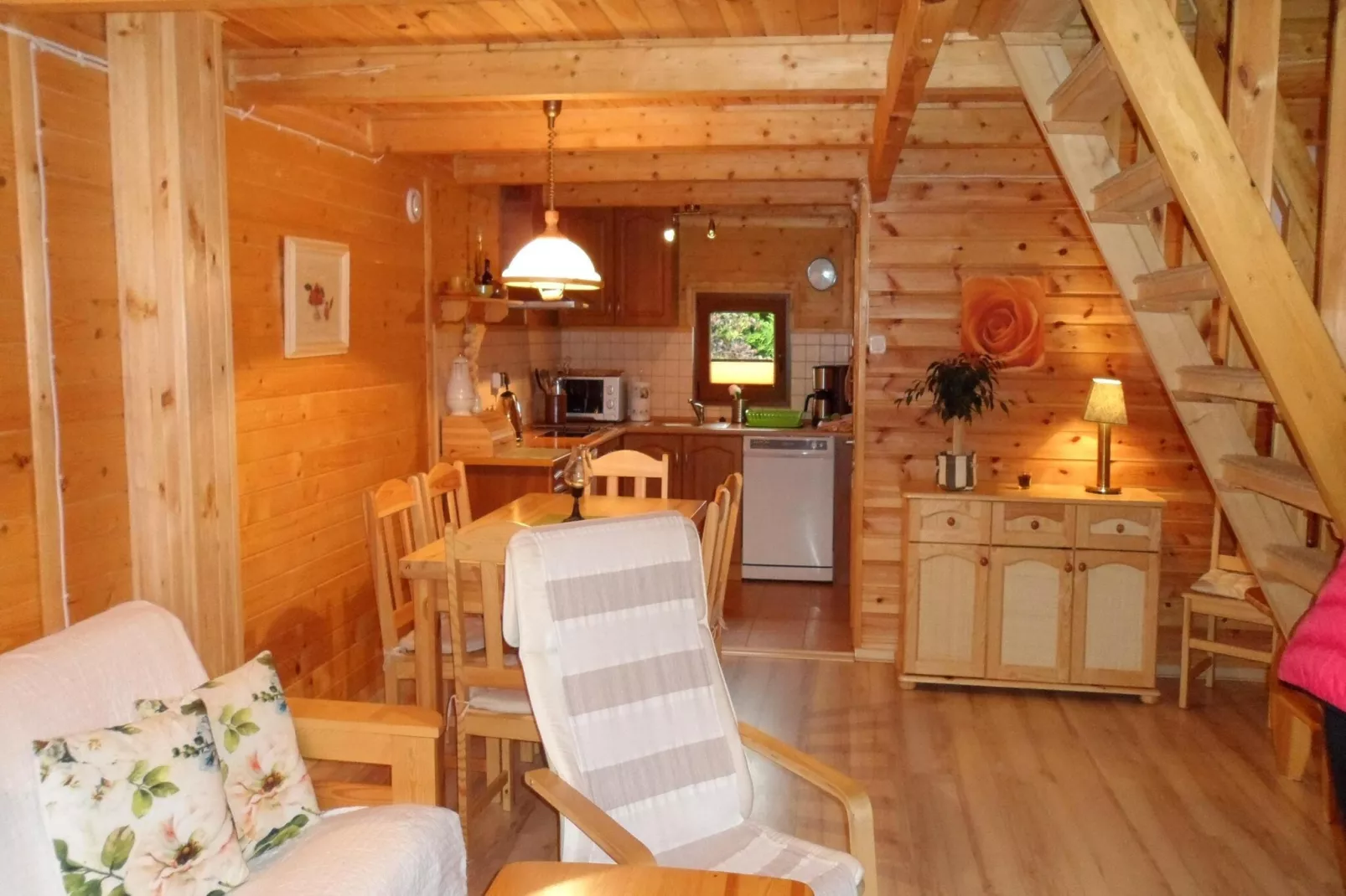Domki letniskowe dla 5 osób Sarbinowo-Living room
