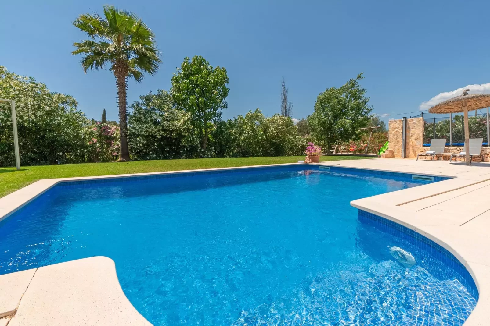 Finca Kiana-Pool