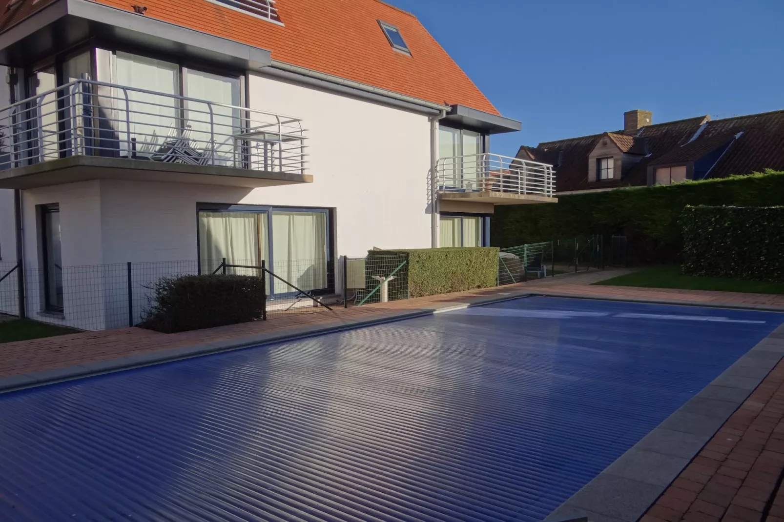 NEO PORTUS V 0001PK-Pool