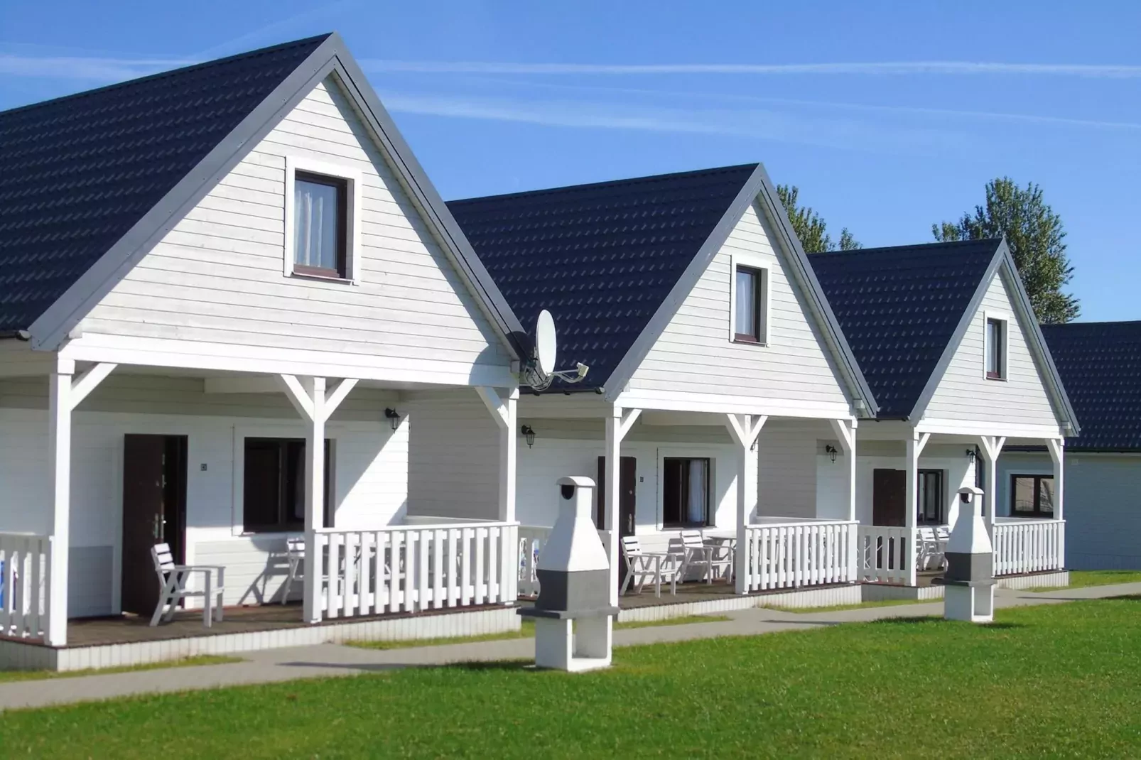 Domki Letniskowe dla 5 osób Ustronie Morskie-Exterior summer