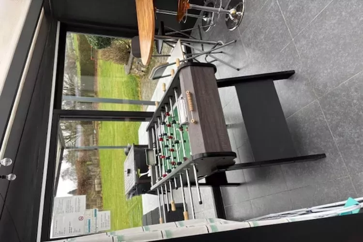 Très belle habitation à Lierneux pour 8 adultes-Salon