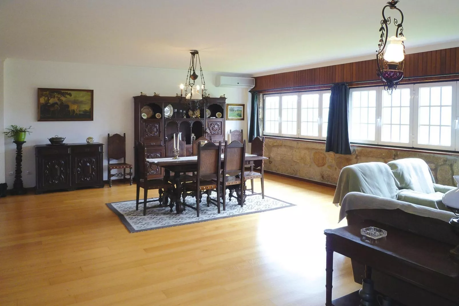 Holiday home Luzim-Dining room