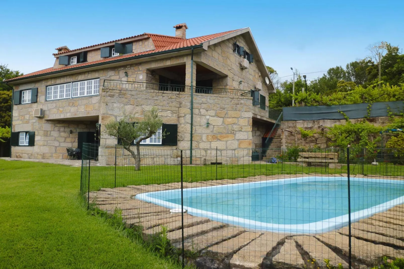 Holiday home Luzim-Exterior summer