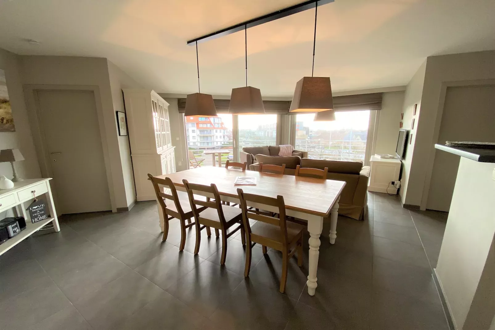 ZONNEHAVEN III 64B/0204G-LIFT I-Dining room