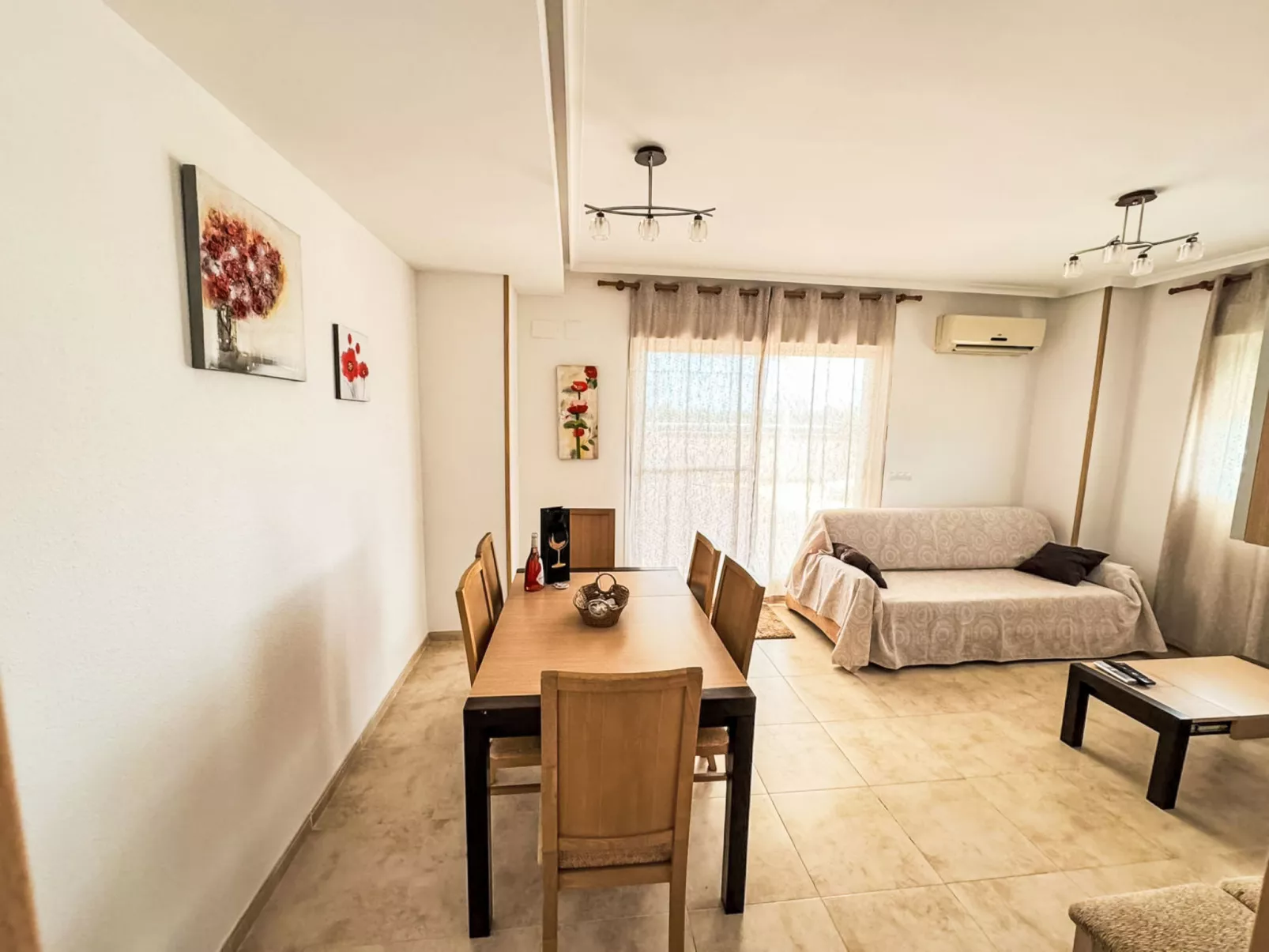 Frente Mar-Inside