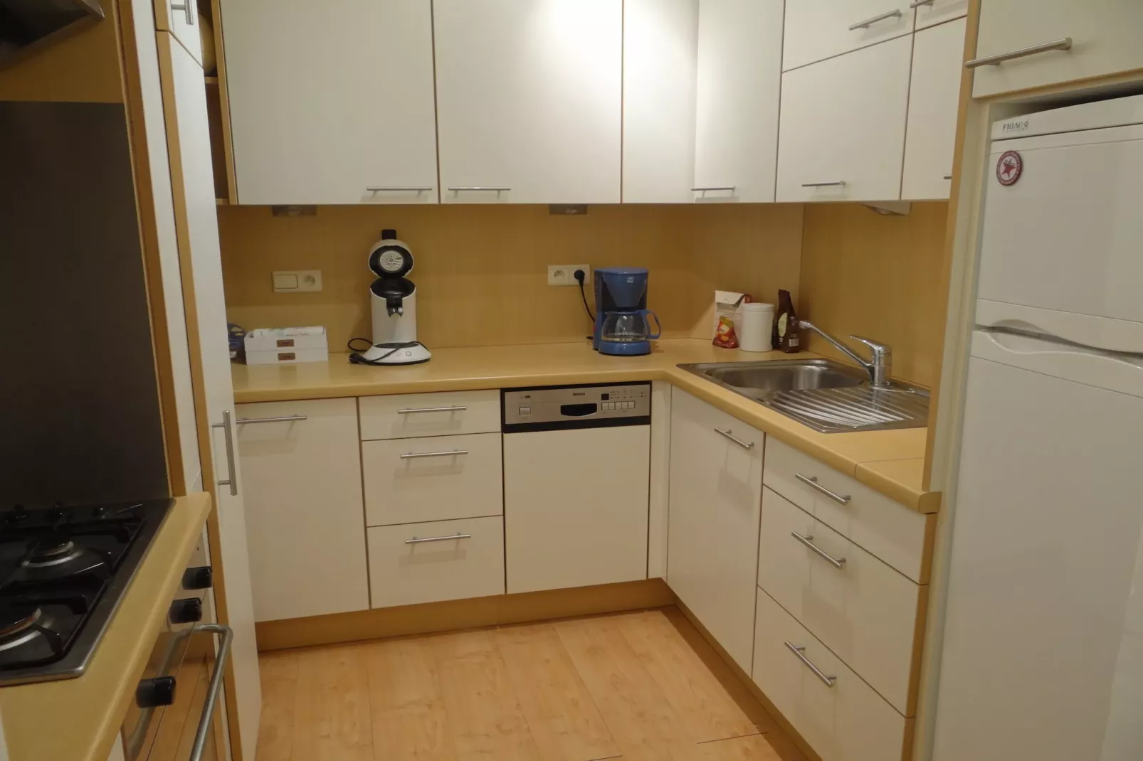 ECLAIRCIE 1 / 0001-Kitchen