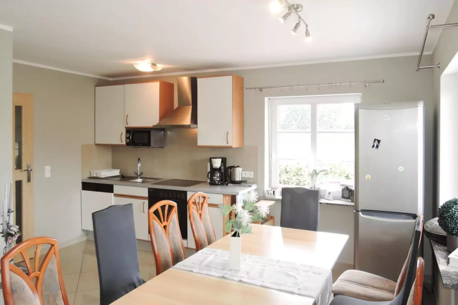 Holiday home, Dargobadz-150 qm-Dining room