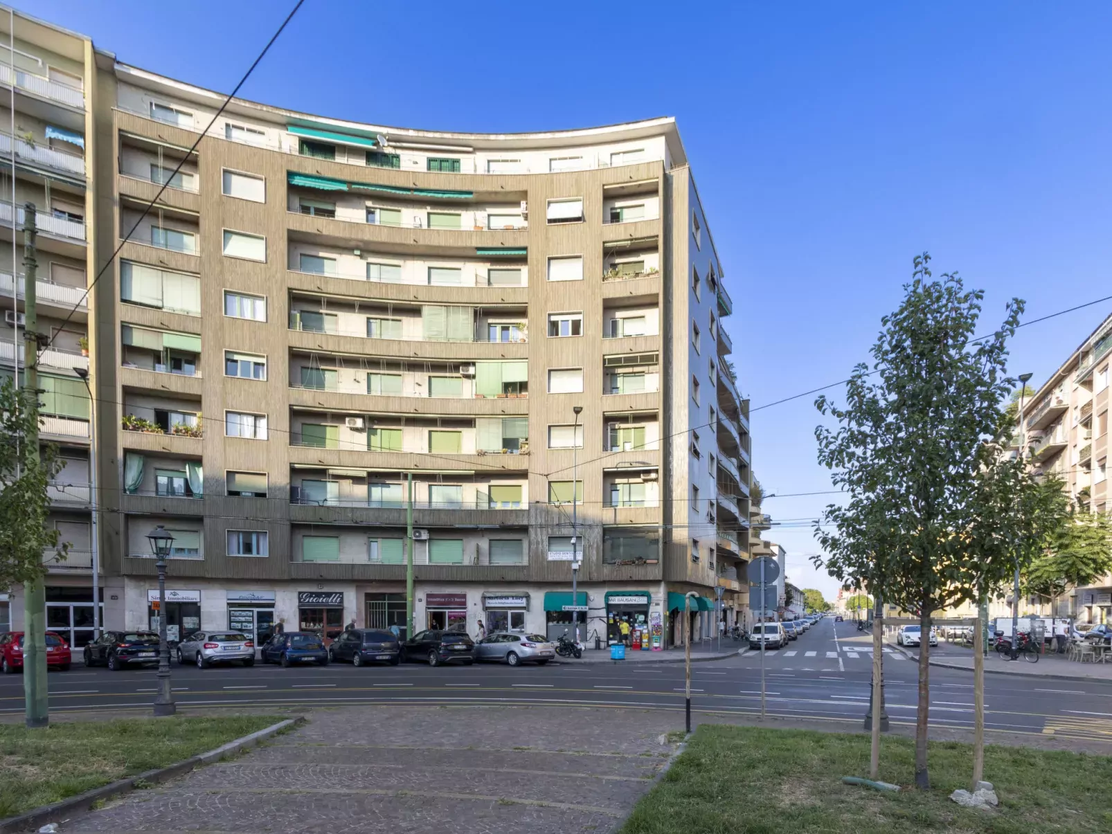 Bausan Studio Flat-Draußen