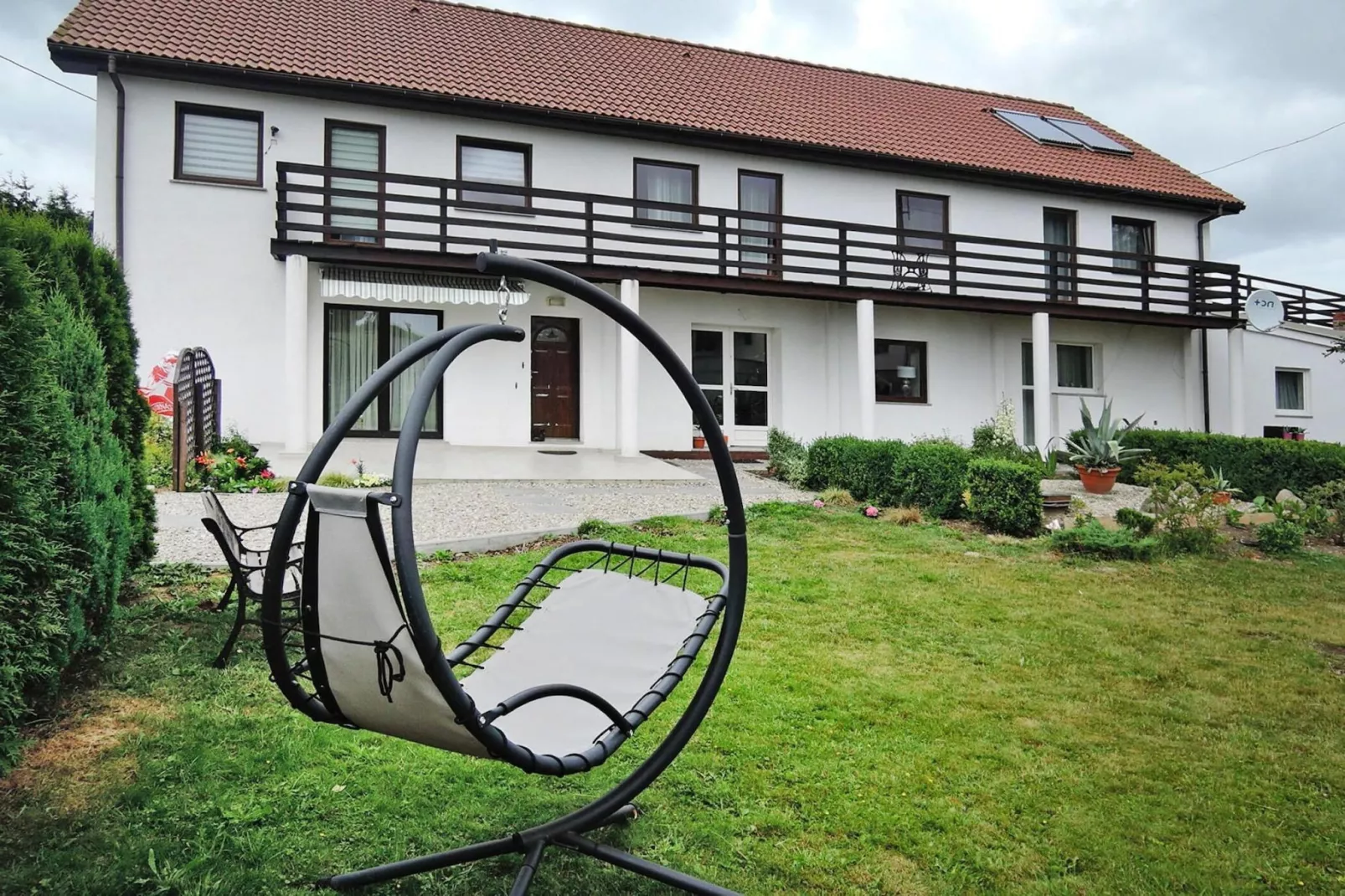 Holiday spacious modern flat in Dabrowa-Extérieur été