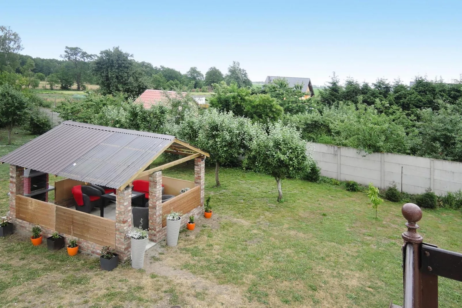 Holiday spacious modern flat in Dabrowa-Jardin d'été