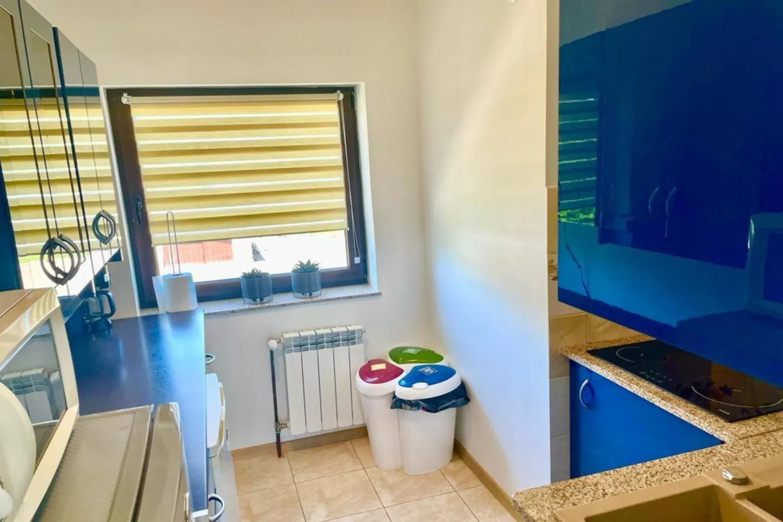Holiday spacious modern flat in Dabrowa-Cuisine