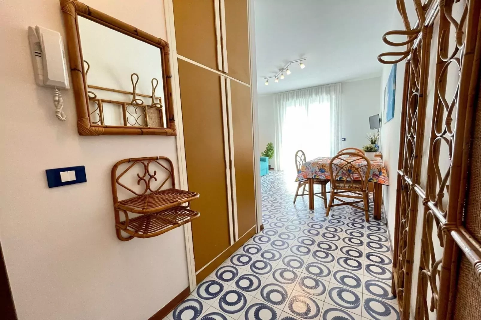 Alvorada 13-Dining room