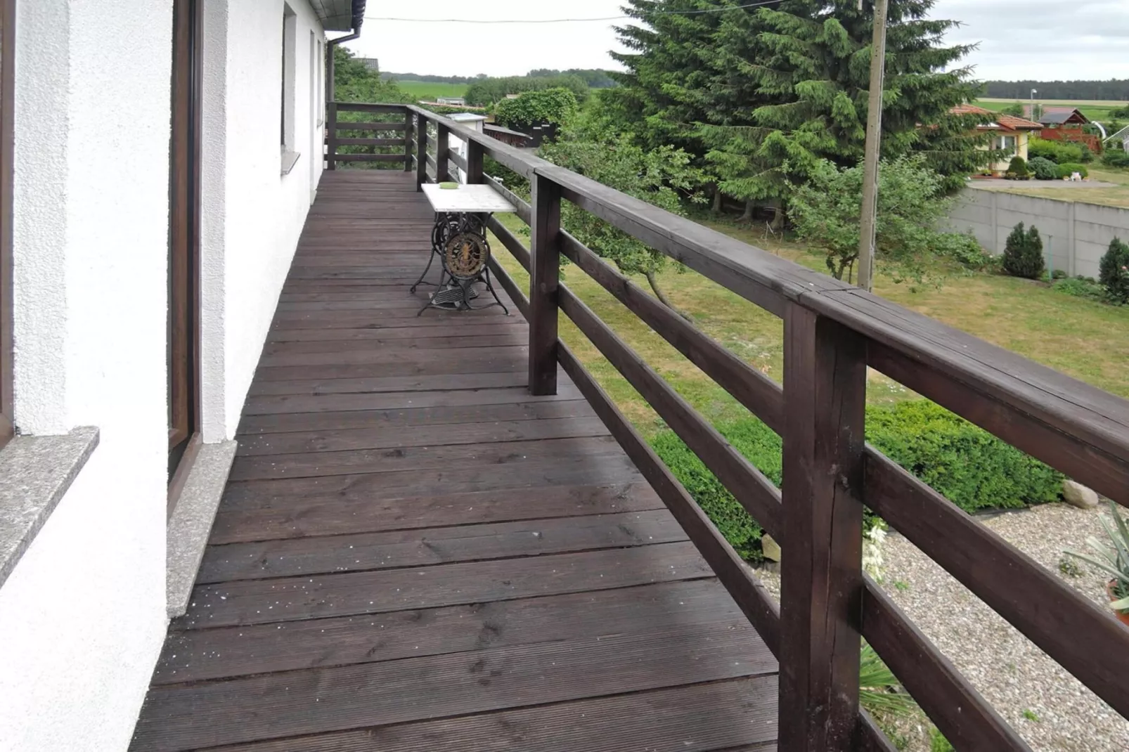 Holiday spacious modern flat in Dabrowa-Balcon-terrasse