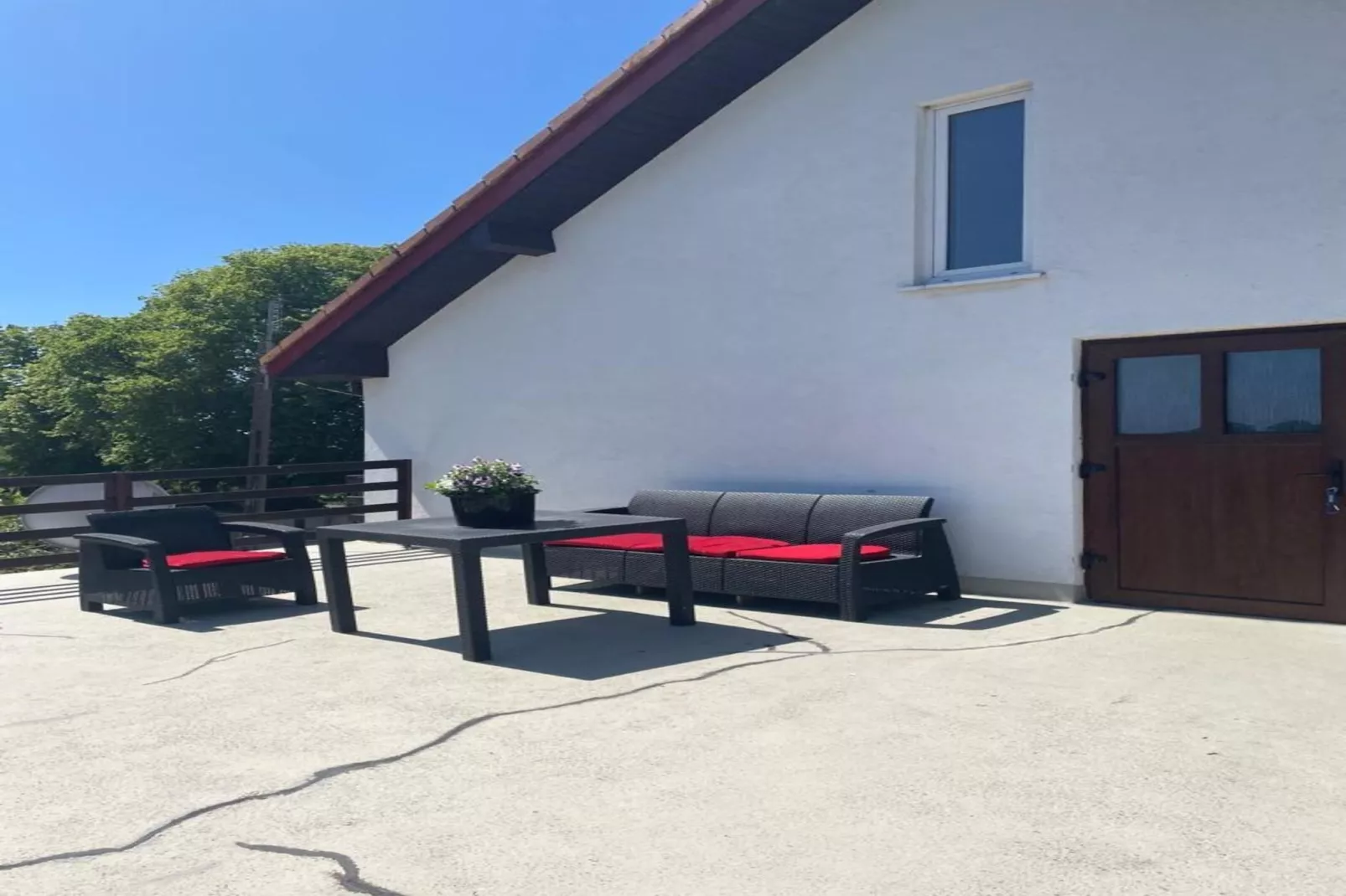 Holiday spacious modern flat in Dabrowa-Balcon-terrasse
