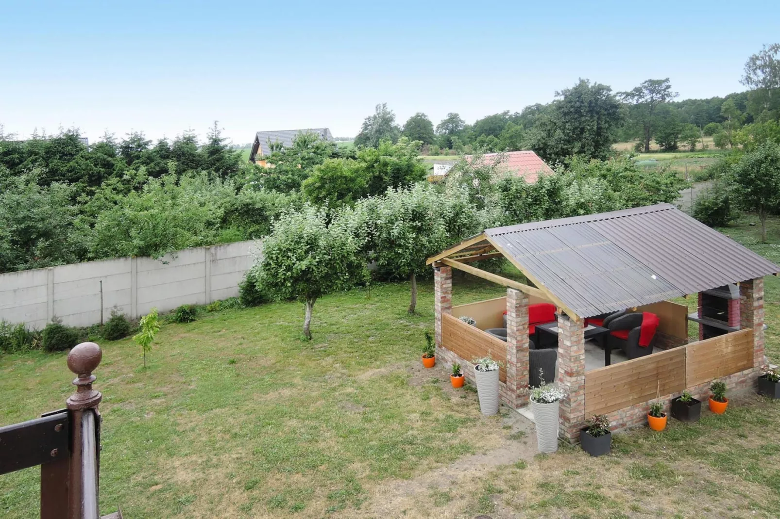 Holiday spacious modern flat in Dabrowa-Jardin d'été