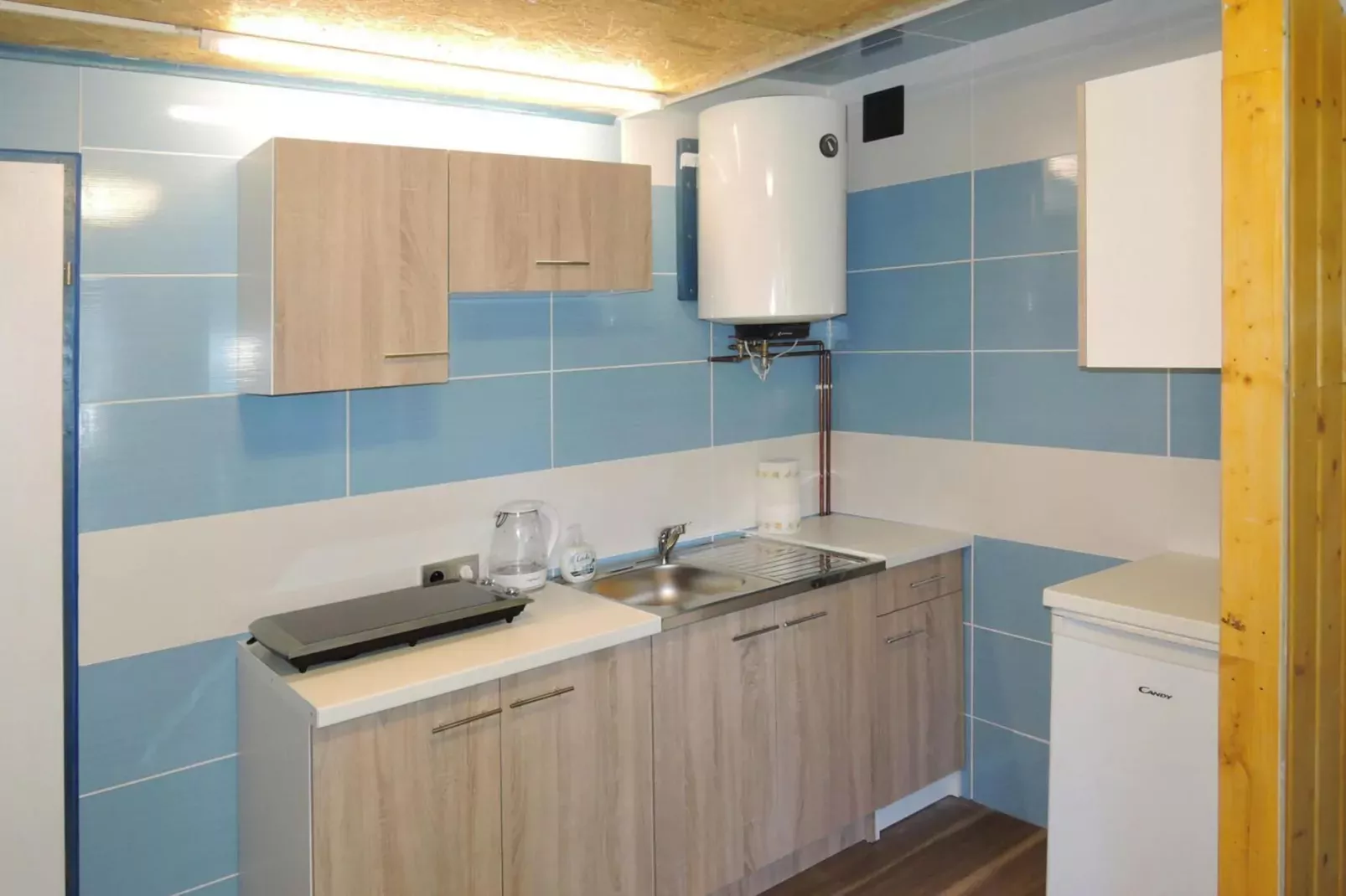 The Green House in Sulomino Western Picnic Country nr 6-Kitchen