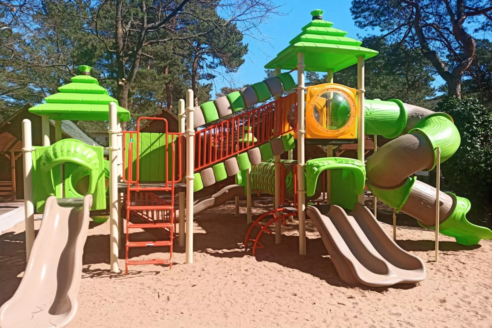 Domki wakacyjne Łazy-Park facilities