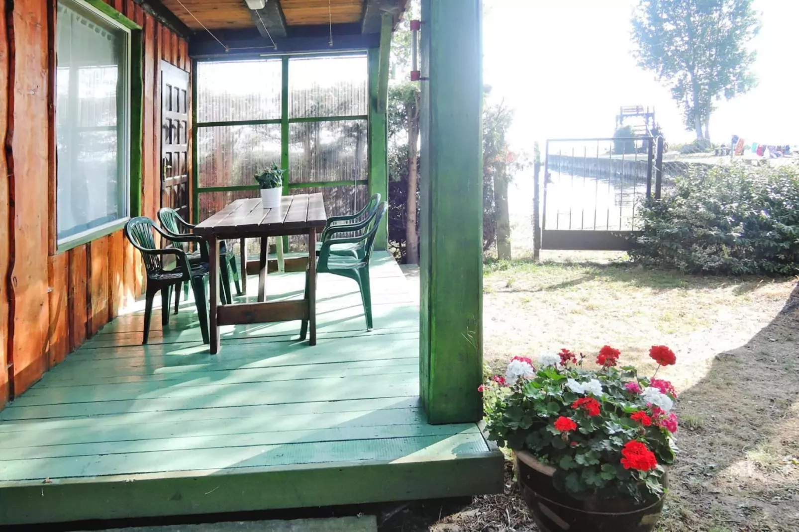The Green House in Sulomino Western Picnic Country nr 6-Atmosphere