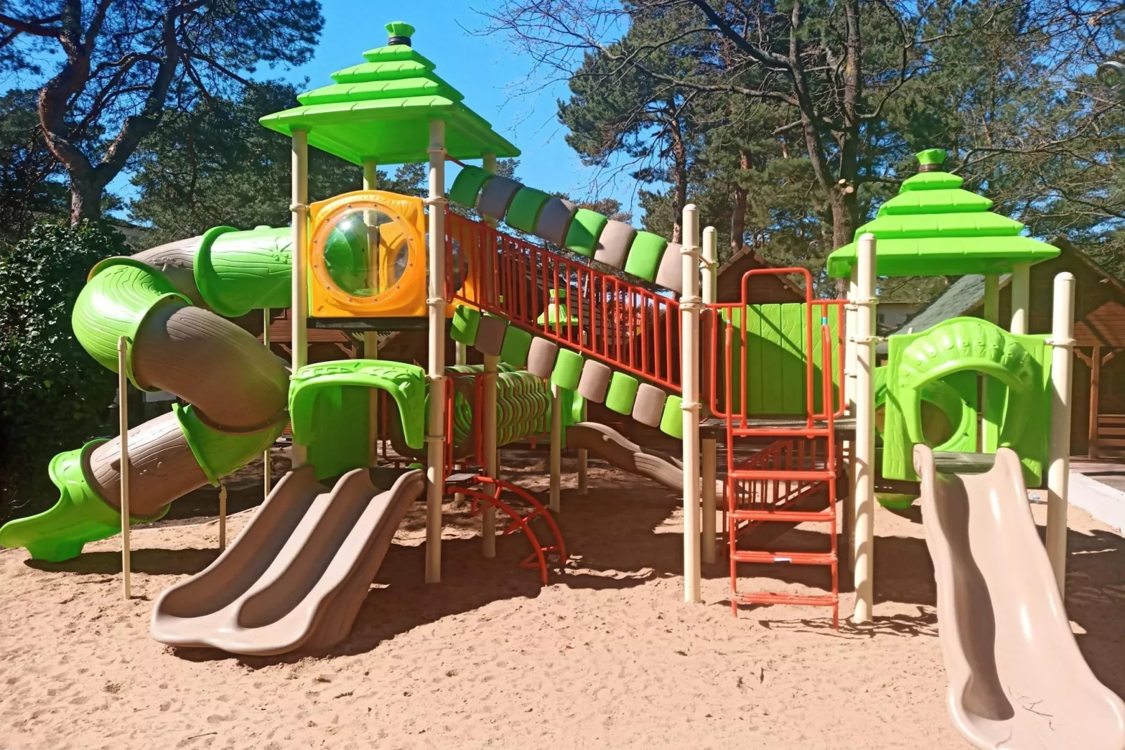 Domki wakacyjne Łazy-Park facilities