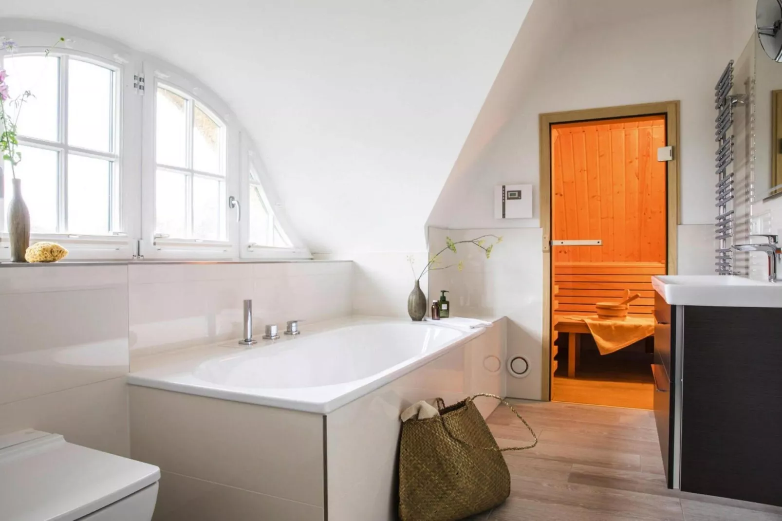 Seeadler 42-Bathroom