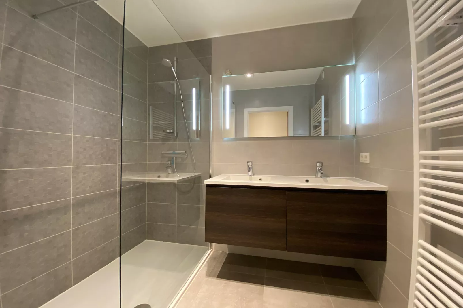 JALINA 0105PK-Bathroom