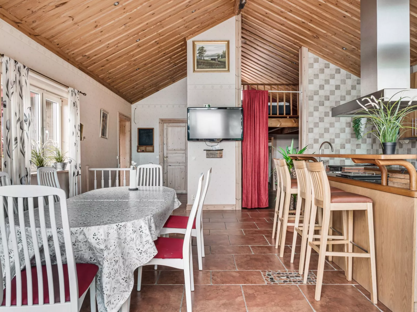 Nedre Gärdsjö-Inside