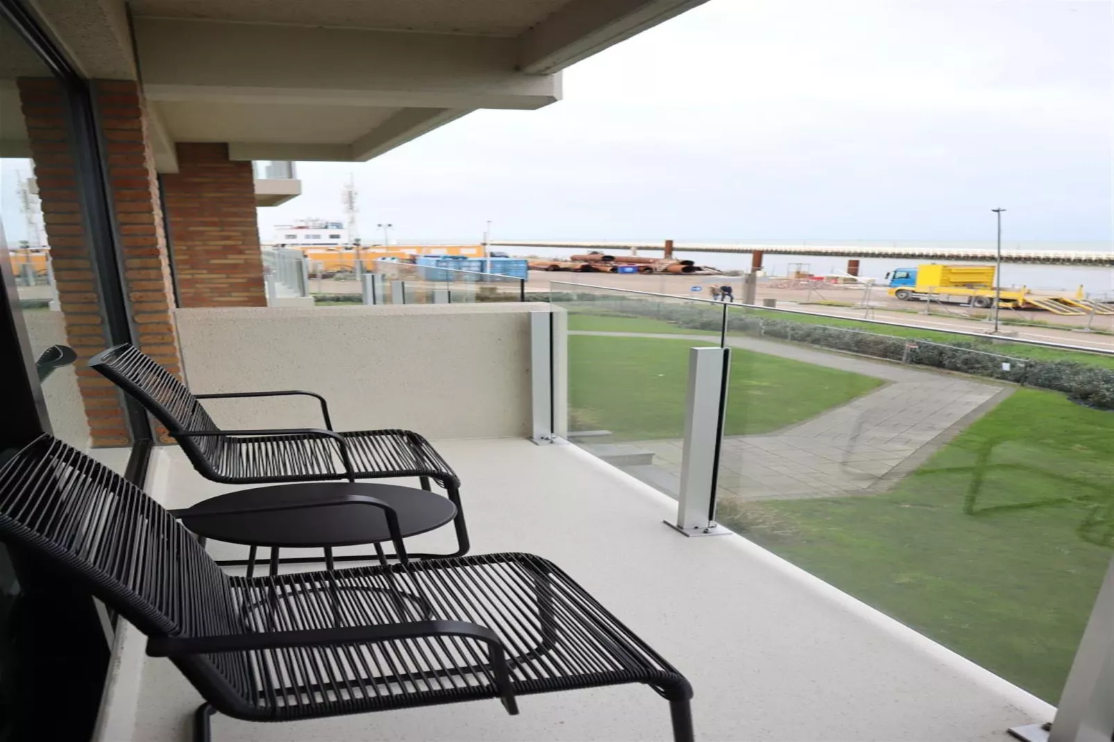 DEN OEVER V 108-Terrace balcony