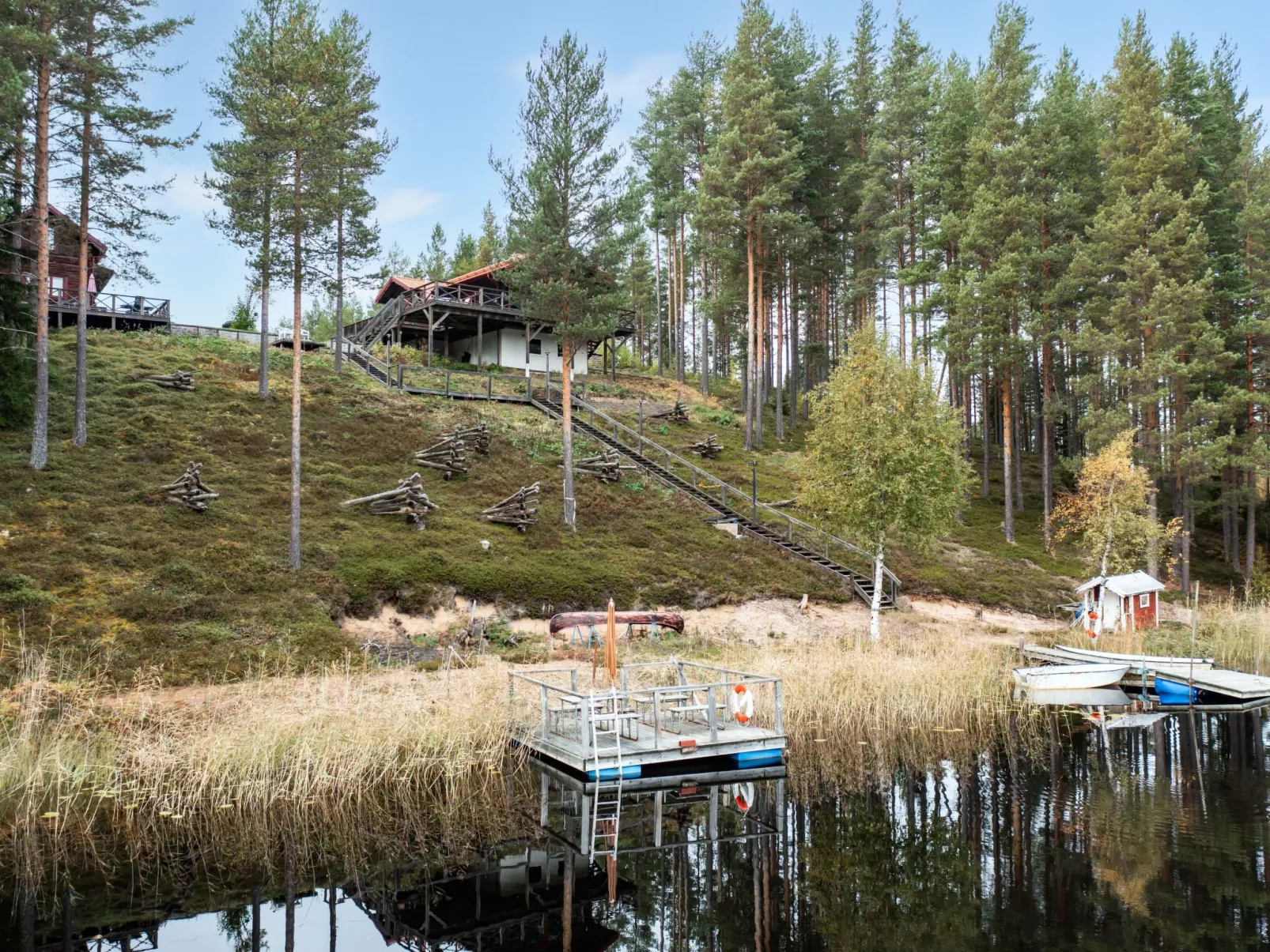 Nedre Gärdsjö-Outside