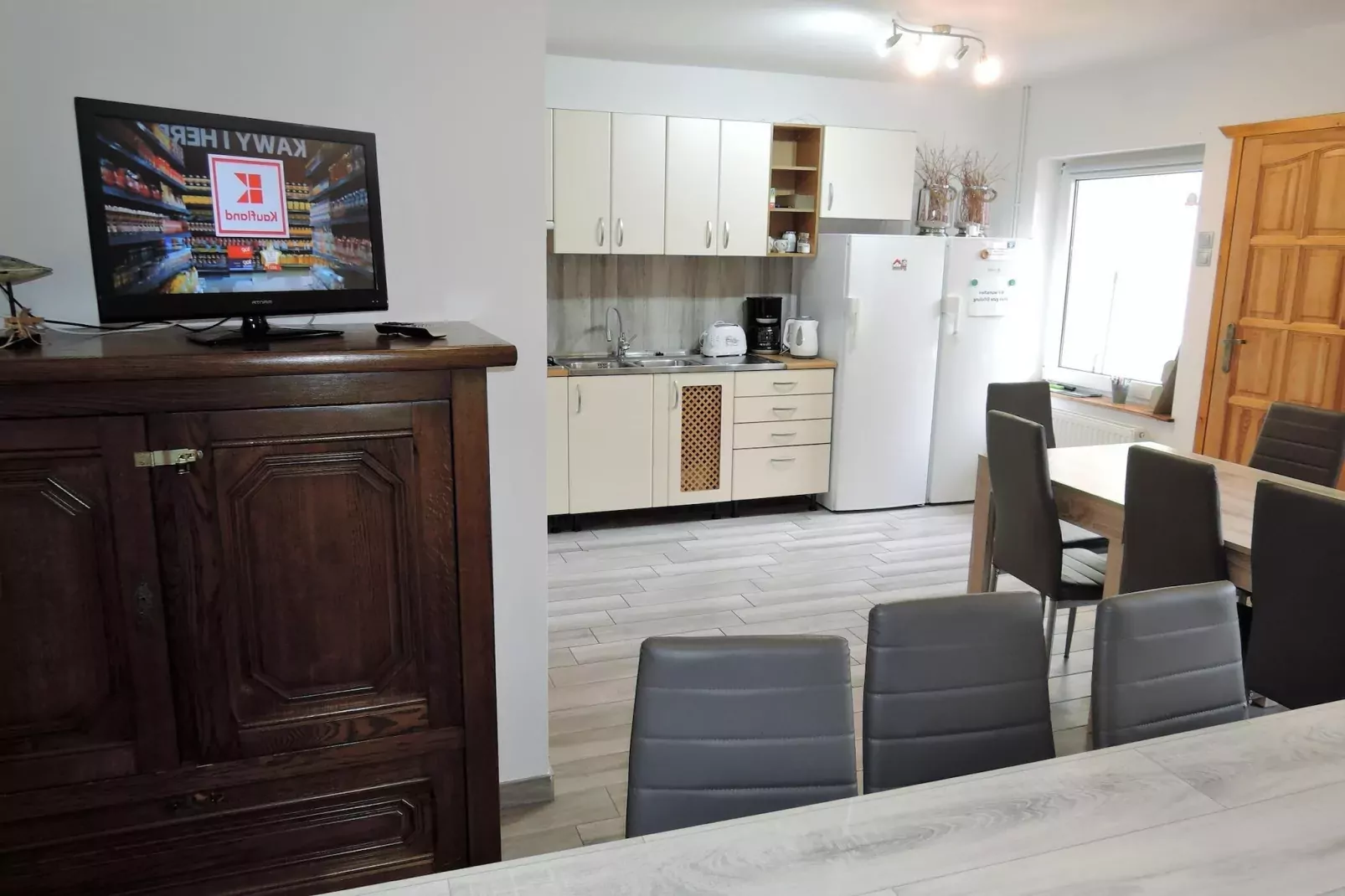 Lovely holiday home in Pobierowo for 20 persons-Dining room