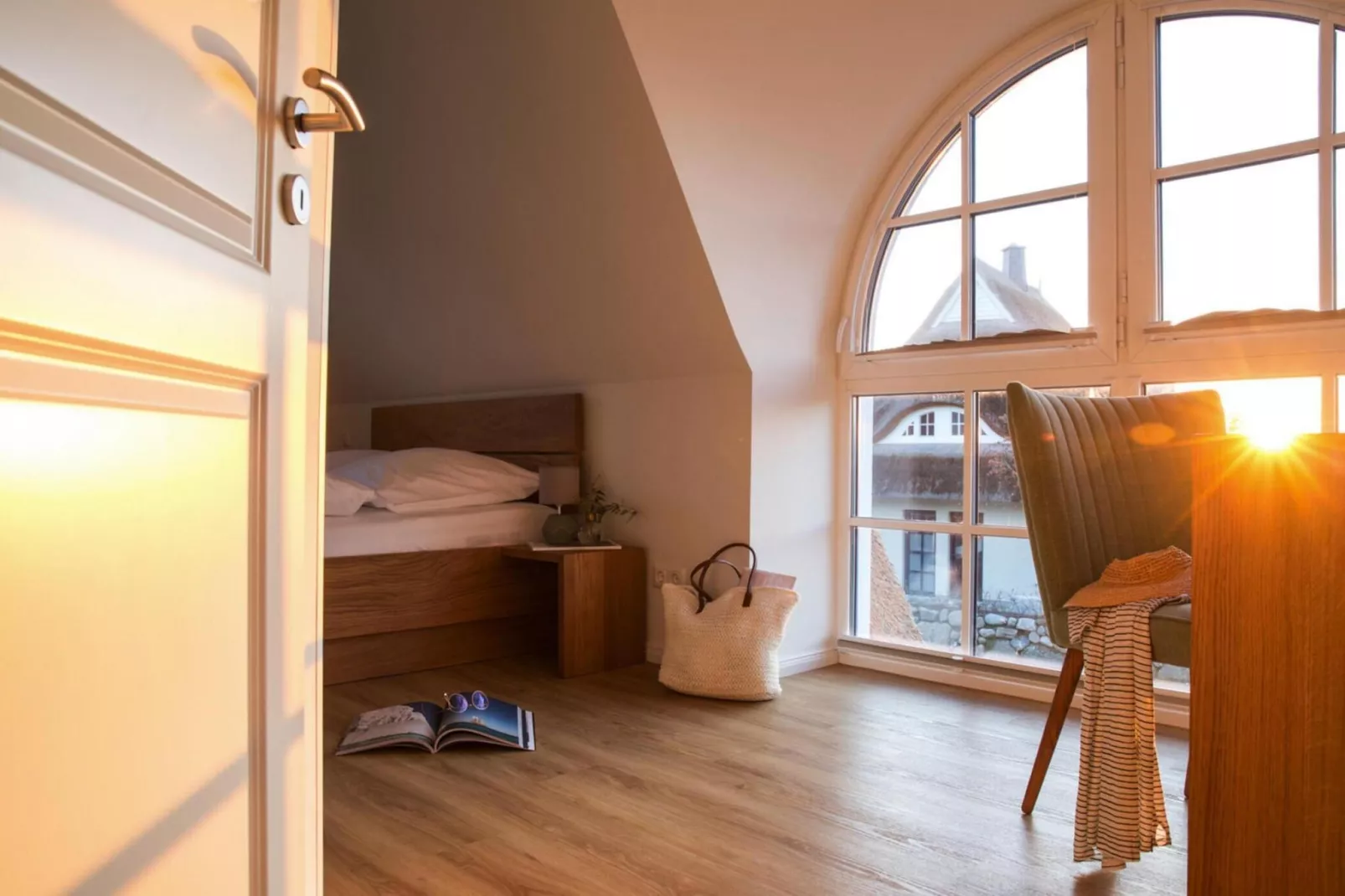 Schilfrohrsänger 8-Bedroom